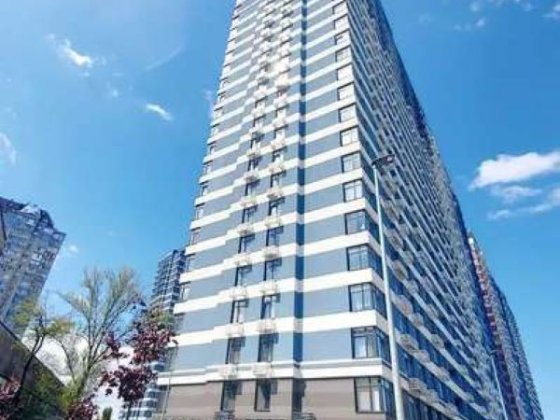 Продаж 3-к квартири вул. Євгена Сверстюка 6д Киев