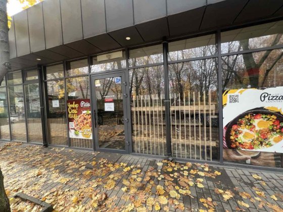 Оренда Магазина\кафе на Бульварі Слави. червона лінія, окремий вхід. Дніпро