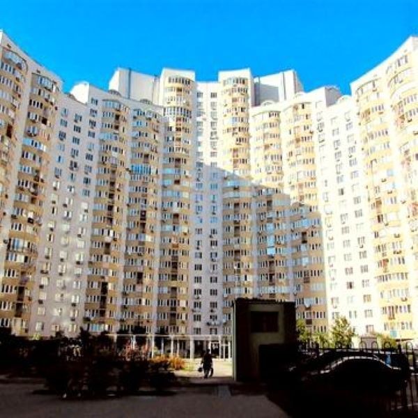 Продаж 3-к квартири вул. Дніпровська набережна 19в - фото 1