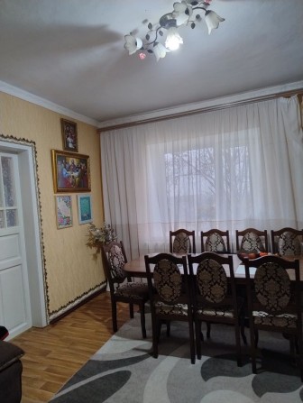 Продам дом в центре - фото 1