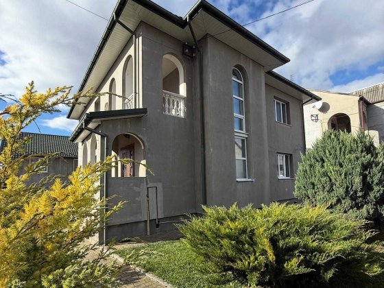 Продаж 2-х поверхового будинку у м.Володимир із власною лазнею Владимир