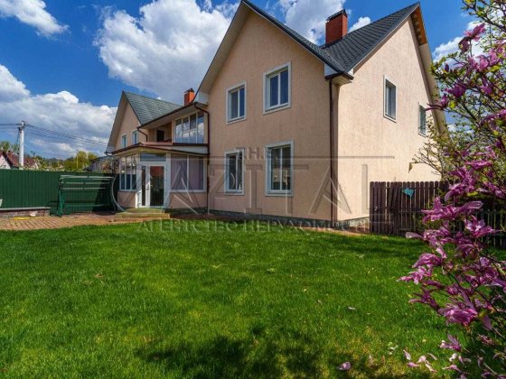 Продаж будинку, дуплекс в закритому КМ, Васильків Васильков