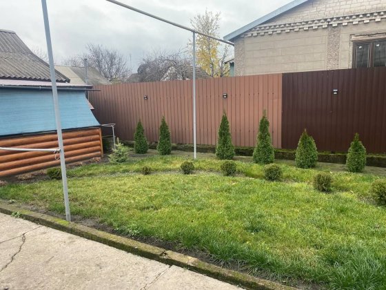 Продається затишний будинок Каменское