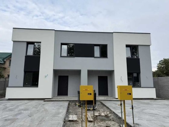 Газифікований дуплекс під Києвом без комісії