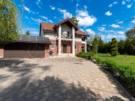 Продаж неймовірного будинку з власною ділянкою Басейн Сонячні Панелі Васильков