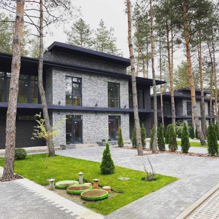 Котедж в містечку "Gold Fish" с.Лебедівка Вишгородського р-ну - фото 1