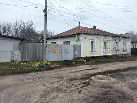 Власник Продам півбудинку 90 м2 в центрі Глухова - фото 1