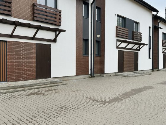 Таунхаус серед сосен, частковий ремонт. Сертифікат, ЄОселя, Постанова. Гостомель