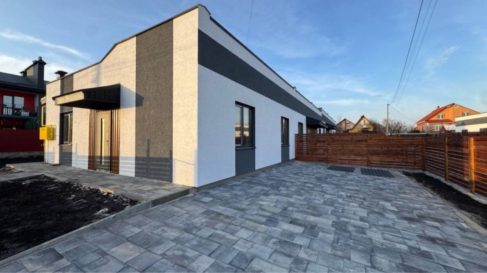 Одноповерховий таунхаус з газом та великим подвір’ям 3,5 сотки землі - фото 1