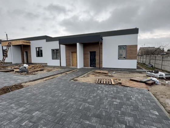 Кутовий ТАУНХАУС ! З сотки! Газифікований