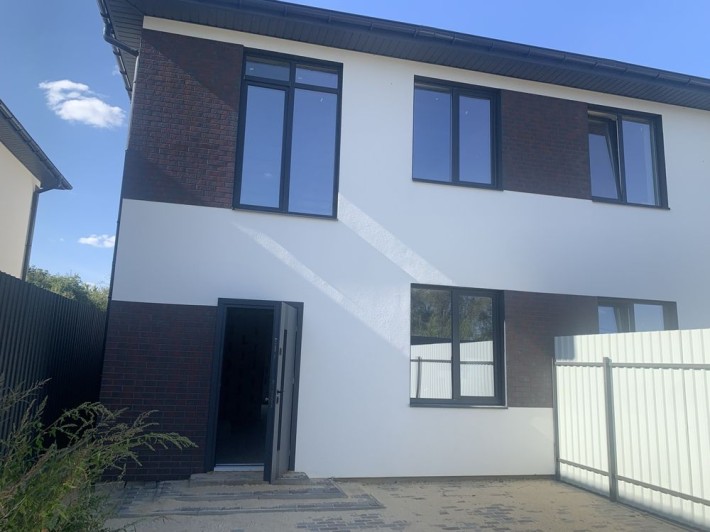 Продається чудовий дуплекс біля озера в Гостомелі - фото 1