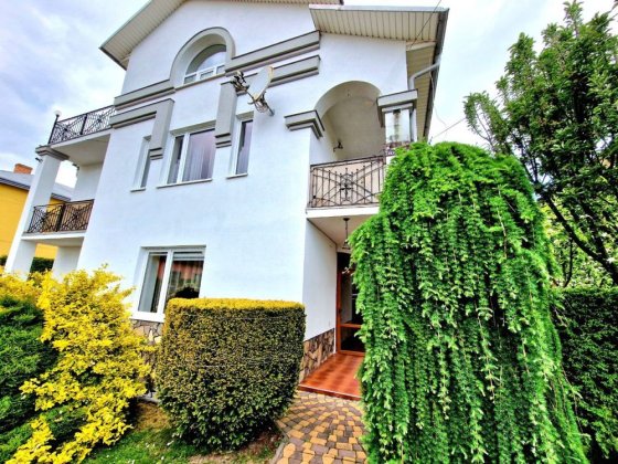 ТЕРМІНОВО!!!Продається сучасний будинок  в Дрогобичі. Дрогобыч