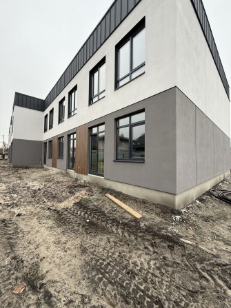 Таун  в Гостомелі біля школи. Державні програми-Так! Гостомель - фото 1