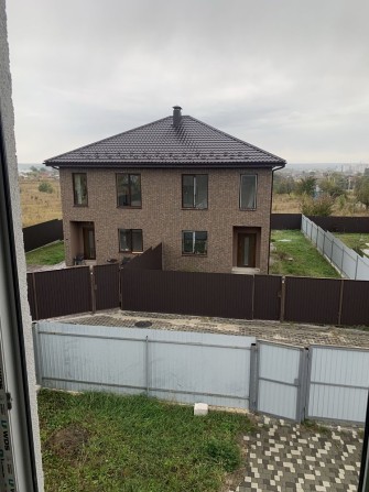 Продається дуплекс з якісним наповненням у Гостомелі. Є розтермінуваня - фото 1