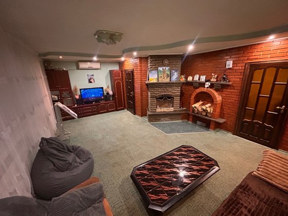 Продам будинок! Не потребує вкладень, Гараж на 2 автомобілі, Камін Изюм