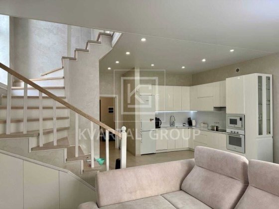 БЕЗ КОМІСІЇ! Дуплекс зі світлим ремонтом. ВИЇЗД на Київ. Сертифікат Гостомель