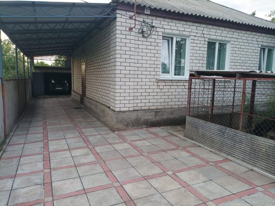 Продам гарний будинок , не здається. Изюм