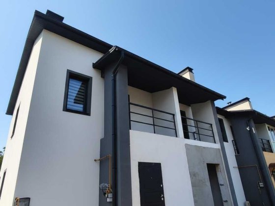 Продаж таунхаусу з ремонтом Гостомель