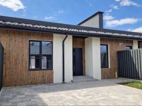 Одноповерховий таунхаус 62,95 м² з газом, міськими комунікаціями Гостомель