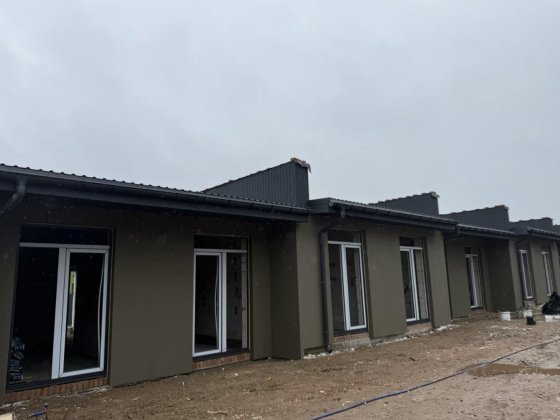 Таун як 3кімнатна.67м2/1 поверх/1,5 сотки ГАЗ Гостомель