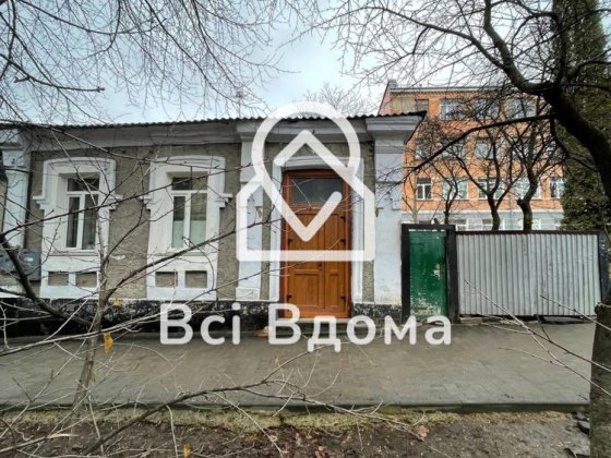 Продаж житлового будинку Каменец-Подольский