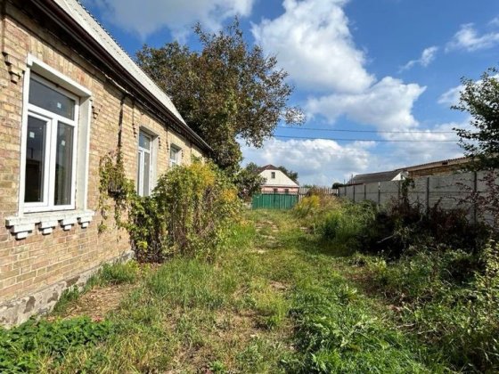 Частина будинку в Гостомелі! Вул. Свято-покровська. 12 соток Гостомель