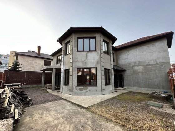 Капитальный дом в Черноморске Черноморск