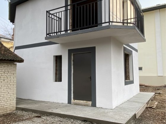 Щаслива сім'я починається тут: 2-поверховий будинок поруч із парком Каменец-Подольский