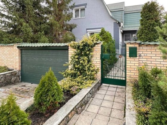 Затишний будинок 20 км від столиці у Гостомелі. Гостомель