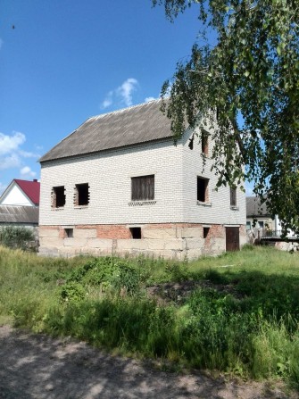 Продається будинок  (вул. Олійника) - фото 1