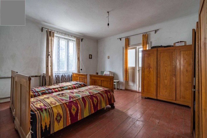 Продаж будинку на вул. Карпатська (поруч ліцей № 7) - фото 1