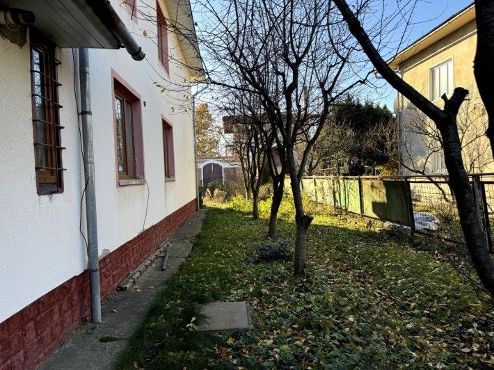 Продається житловий будинок в Коломиї - фото 1