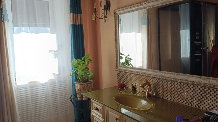 Продам дом в г.Лозовая - фото 1