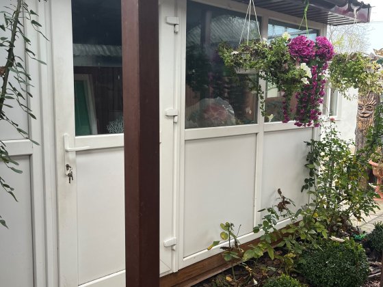 Продаж будинку або бізнес Лозова