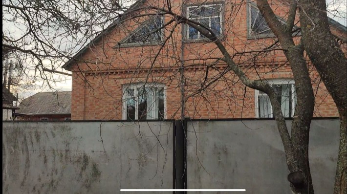 Будинок Лубни, 104кв, гараж, літня кухнія, погреб - фото 1