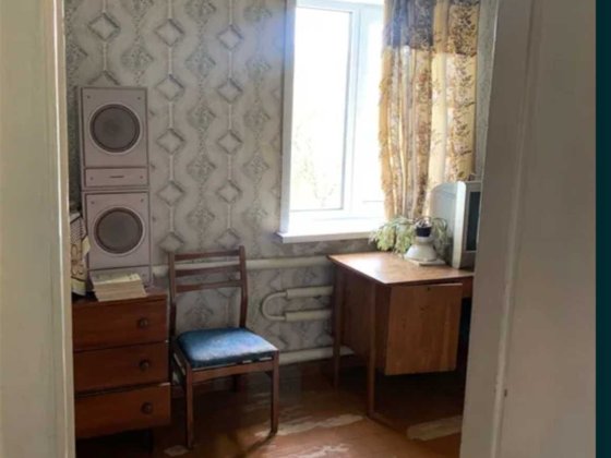 Продам дом в Люботине ,р-н Водяного. Газовое  отопление. Тихий р-н TB Люботин