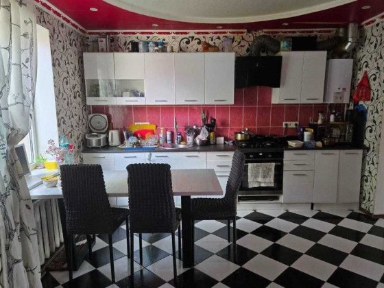 Продам дом 200 метров в г. Мерефа, 20 соток SM Мерефа