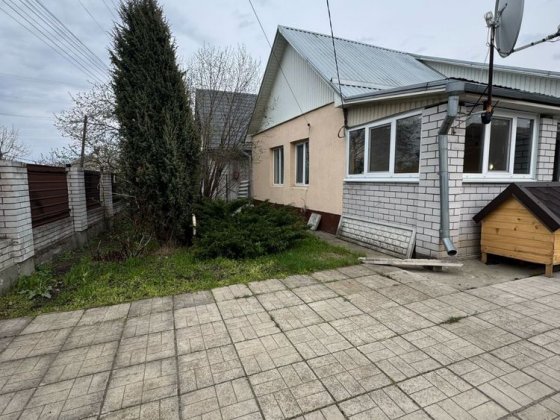 Продам будинок у місті. Самар