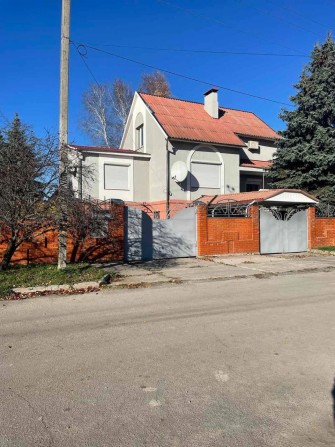 Гарний великий будинок - фото 1