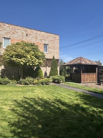 Продам будинок в місті - фото 1