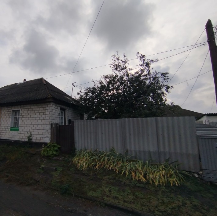 Продам 1/2 частину будинку - фото 1