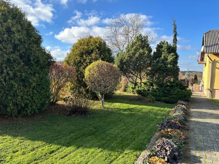 Продається будинок неподалік курортного міста Трускавця - фото 1