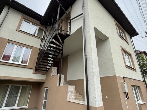 Продаж  Будинку з сучасним ремонтом Хуст