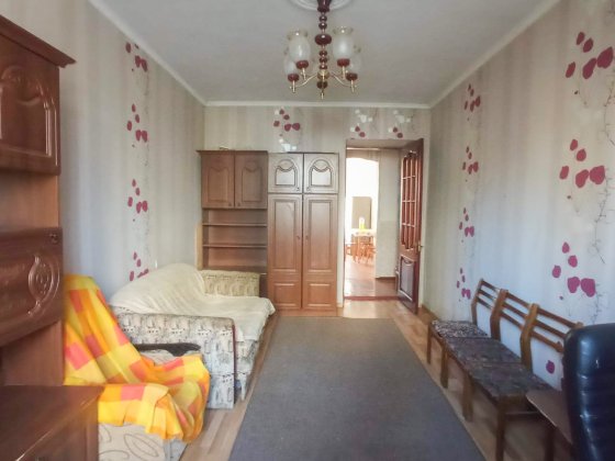 Сдается 2-хкомнатная сталинка в Центре по ул. Аркасовская (Пушкинская), в районе старого ж/д вокзала Миколаїв