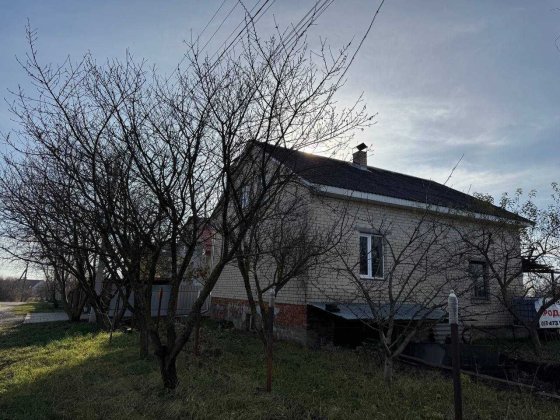 Будинок біля лісу, Лезнево Хмельницький