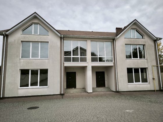 Таунхауси  та Дуплекси у самому місті Розтермінування Хмельницький