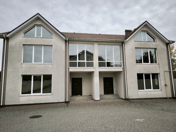 Таунхауси  та Дуплекси у самому місті Розтермінування - фото 1