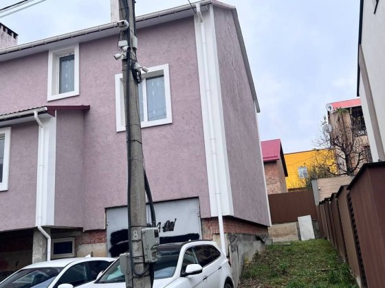 Продаж неймовірного котеджу на Озерній Хмельницький