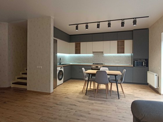 Продаж таунхауса у Вінниці від власника. Зарванці