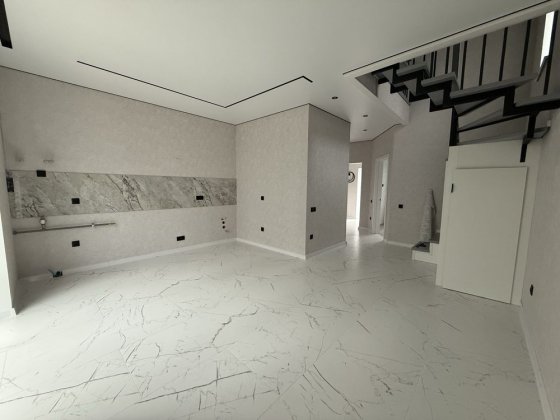 Дуплекс з ремонтом Зарванці